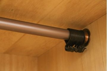 中古　美品　香川漆器　蒟醤(きんま)塗り　美しい艶が魅力!格調高い空間演出に活躍するワードローブ(衣装箪笥、和タンス、キャビネット)(定価推定約140万円)(R-060053)