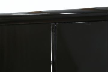 中古　美品　香川漆器　蒟醤(きんま)塗り　美しい艶が魅力!格調高い空間演出に活躍するワードローブ(衣装箪笥、和タンス、キャビネット)(定価推定約140万円)(R-060053)