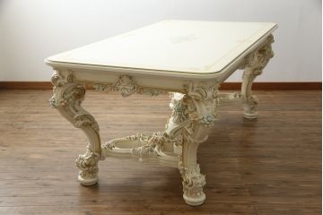 中古　イタリア高級家具　SILIK(シリック)　ロココ調　細部まで凝った装飾が目を引くダイニングテーブル(4人掛け、6人掛け)(R-060054)