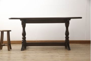 中古　美品　松本民芸家具　クラシカルな脚がおしゃれなT型食卓(ダイニングテーブル、4人掛け、6人掛け、作業台)(R-060055)