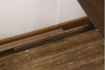 中古　サァラ麻布取り扱い　アメリカ最高級ブランド　センチュリー(CENTURY)　上品な佇まいが魅力的なエクステンションダイニングテーブル(エクステンションテーブル、食卓、4人掛け、6人掛け、8人掛け)(定価約160万円)(R-060056)