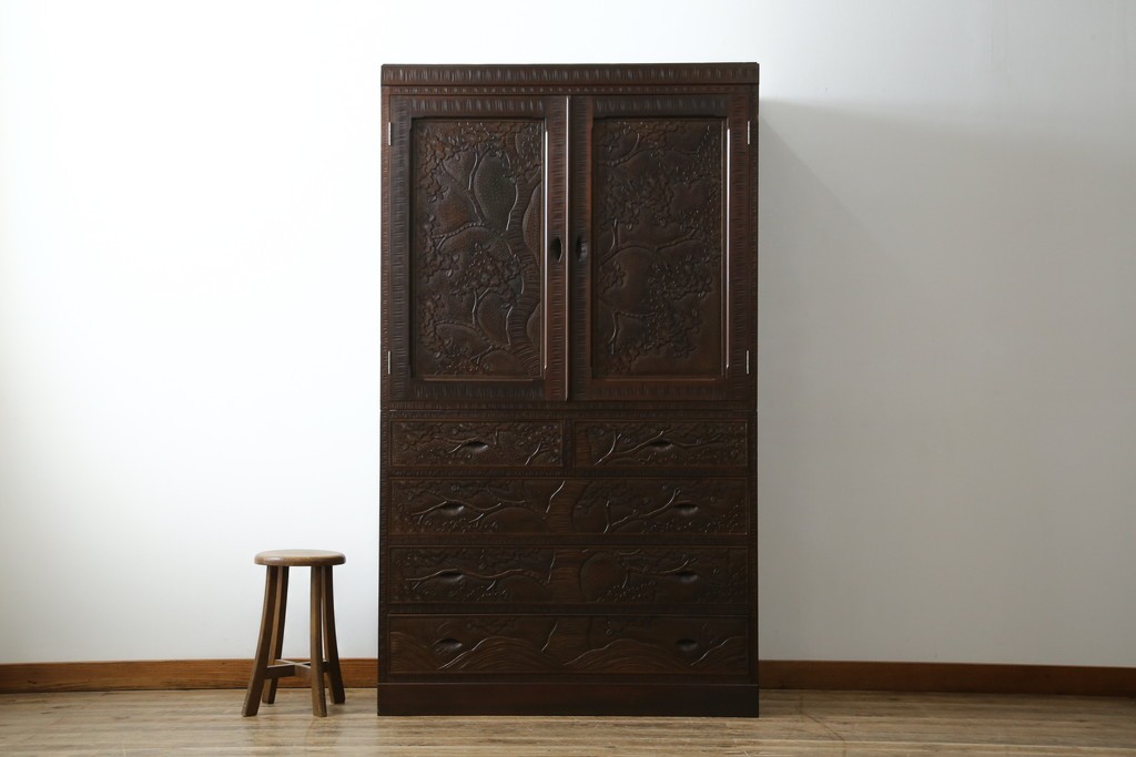 ★J様専用・決済用★中古　美品　伝統工芸　軽井沢彫り　満開の桜の彫刻が見事な衣装盆付きの重ね箪笥　(R-060068)