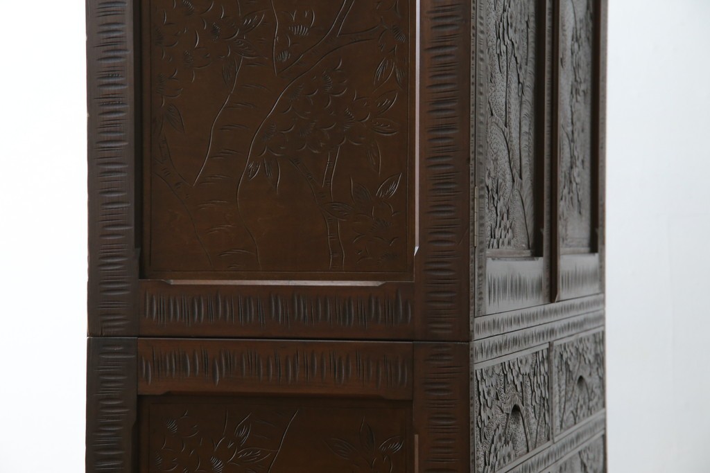 ★J様専用・決済用★中古　美品　伝統工芸　軽井沢彫り　満開の桜の彫刻が見事な衣装盆付きの重ね箪笥　(R-060068)