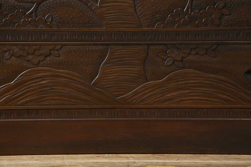 ★J様専用・決済用★中古　美品　伝統工芸　軽井沢彫り　満開の桜の彫刻が見事な衣装盆付きの重ね箪笥　(R-060068)