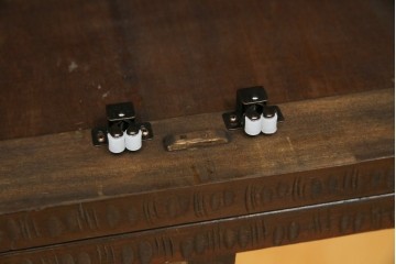 ★J様専用・決済用★中古　美品　伝統工芸　軽井沢彫り　満開の桜の彫刻が見事な衣装盆付きの重ね箪笥　(R-060068)