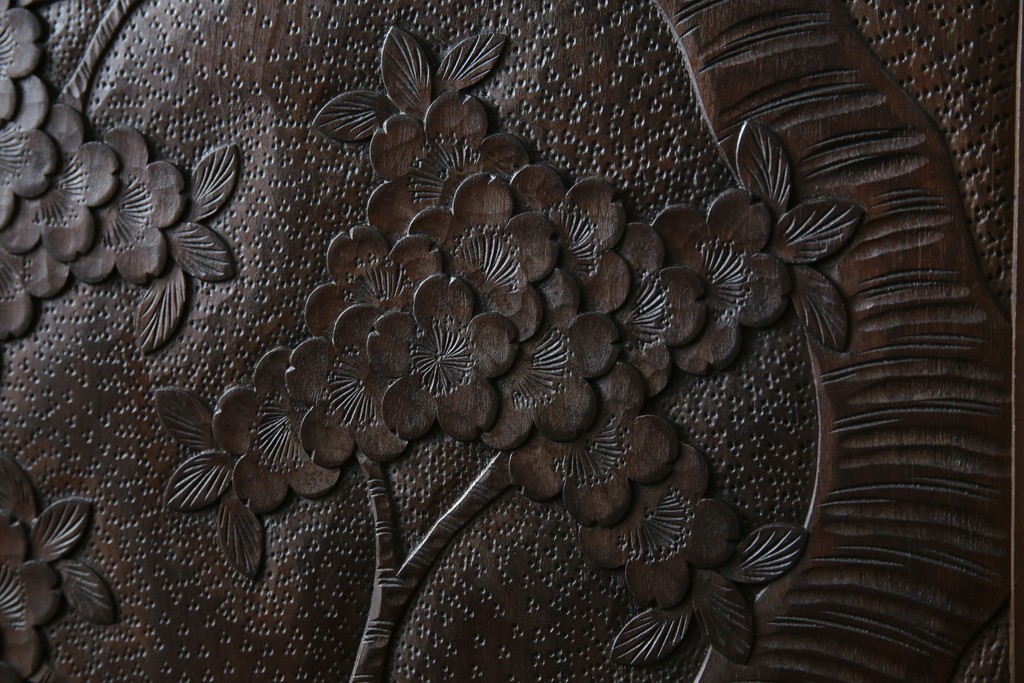 ★J様専用・決済用★中古　美品　伝統工芸　軽井沢彫り　満開の桜の彫刻が見事な衣装盆付きの重ね箪笥　(R-060068)
