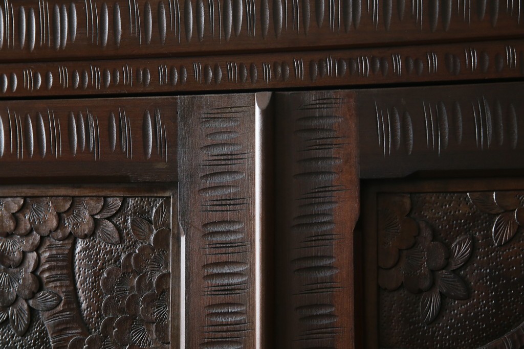 ★J様専用・決済用★中古　美品　伝統工芸　軽井沢彫り　満開の桜の彫刻が見事な衣装盆付きの重ね箪笥　(R-060068)