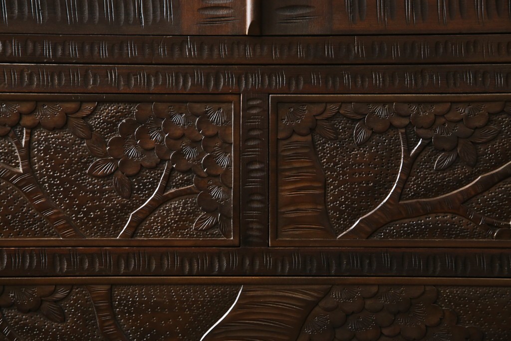 ★J様専用・決済用★中古　美品　伝統工芸　軽井沢彫り　満開の桜の彫刻が見事な衣装盆付きの重ね箪笥　(R-060068)