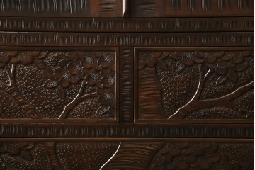 ★J様専用・決済用★中古　美品　伝統工芸　軽井沢彫り　満開の桜の彫刻が見事な衣装盆付きの重ね箪笥　(R-060068)