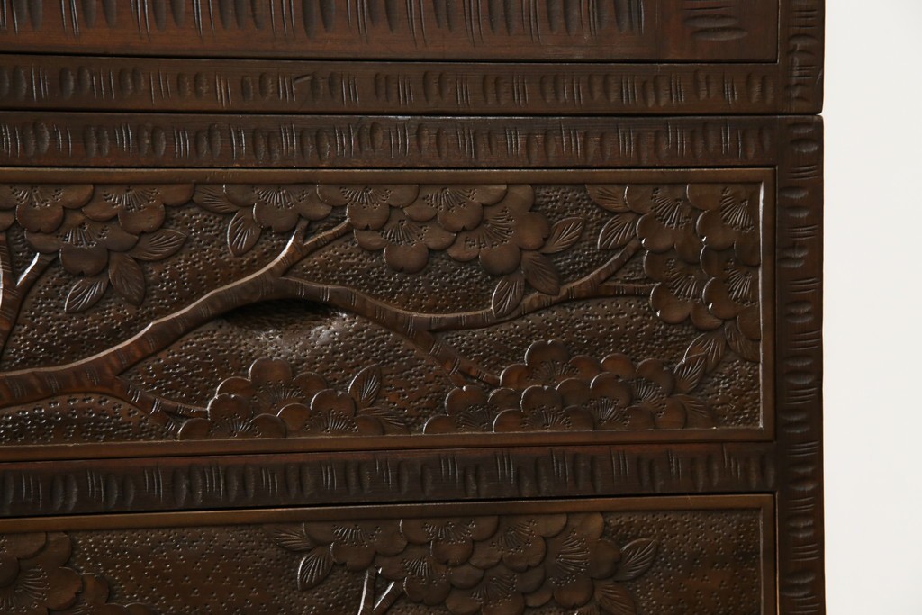 ★J様専用・決済用★中古　美品　伝統工芸　軽井沢彫り　満開の桜の彫刻が見事な衣装盆付きの重ね箪笥　(R-060068)