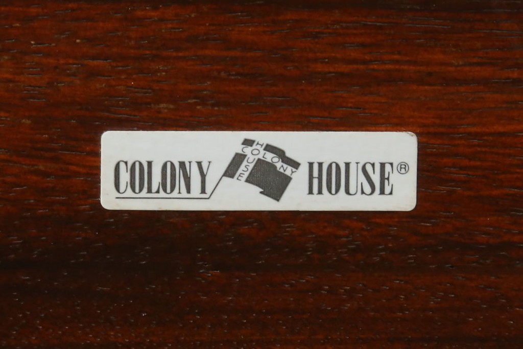 和製ビンテージ　神戸洋家具　COLONY HOUSE(コロニーハウス)　彫刻入り　挽き物加工がエレガントな雰囲気を醸し出す収納付きベンチ　(R-060069)