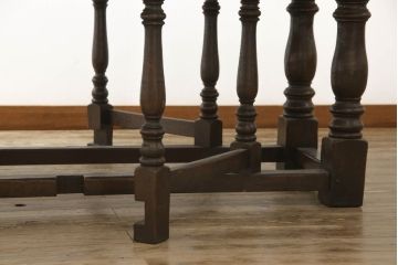 イギリスアンティーク　オーク材　特大　挽き物の脚が美しいゲートレッグテーブル(バタフライテーブル、エクステンションテーブル、ダイニングテーブル、サウザンドテーブル、4人掛け、6人掛け)(R-060070)