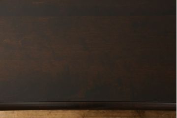 中古　北海道民芸家具　細身の脚が上品な印象を高めるダイニングテーブル(4人掛け、食卓)(R-060090)