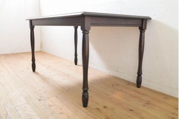 中古　北海道民芸家具　細身の脚が上品な印象を高めるダイニングテーブル(4人掛け、食卓)(R-060093)