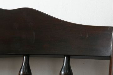 中古　北海道民芸家具　クラシカルな雰囲気を醸し出すダイニングチェア2脚セット(椅子、板座チェア)(R-060103)