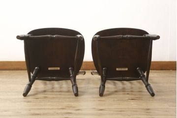中古　北海道民芸家具　クラシカルな雰囲気を醸し出すダイニングチェア2脚セット(椅子、板座チェア)(R-060104)