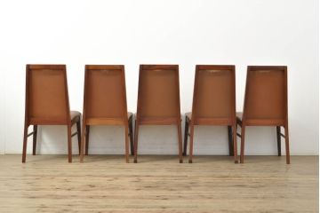 デンマークビンテージ　Dyrlund(デューロン)　ローズウッド　本革(レザー)　レザーの質感を楽しめるスタイリッシュなダイニングチェア5脚セット(サイドチェア、椅子、イス、ヴィンテージ、北欧家具、バラ売り可能)(R-060105)