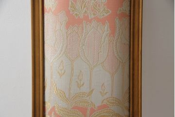 中古　美品　イタリア　ブランド家具　メデア(Medea)　ボタニカル柄のファブリックと彫刻が華やかな印象のハイバックチェア(椅子、イス、ダイニングチェア)(定価約40万円)(R-060117)