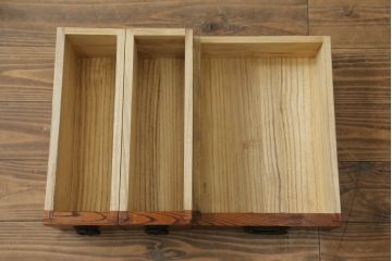 中古　岩谷堂箪笥　和の趣漂う小引き出し(卓上収納、小箪笥、小物収納)(R-060125)