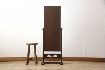 中古　松本民芸家具　透かし彫りが上品なB型姿見(鏡、ミラー)(定価約12万円)(R-060126)