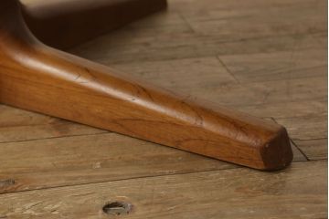 北欧ビンテージ　デンマーク　ナチュラルな雰囲気が魅力的なエクステンションテーブルテーブル(ラウンドテーブル、ダイニングテーブル、2人掛け、4人掛け、ヴィンテージ)(R-060129)