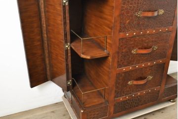中古　美品　MAITLAND SMITH(メートランドスミス)　高級感あふれる大人の空間づくりにオススメの鏡付きワインキャビネット(収納棚、バーキャビネット、ワインラック、鏡、ミラー)(定価約66万円)(R-060130)