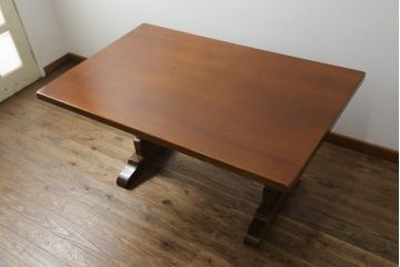 中古　バロッサバレンティ(VARO,S.A. VALENTI)　しっかりとした脚のつくりが魅力的なダイニングテーブル(定価約100万円)(4人掛け、6人掛け)(R-060133)