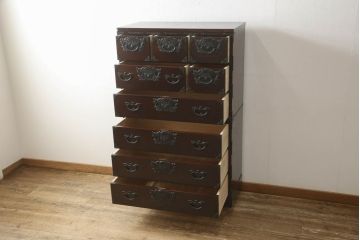 中古　美品　岩谷堂箪笥　希少サイズ　重厚感のある金具が魅力的な重ね箪笥(洋服タンス、衣装箪笥、和箪笥、収納箪笥、引き出し、上下バラ売り可能)(R-060137)