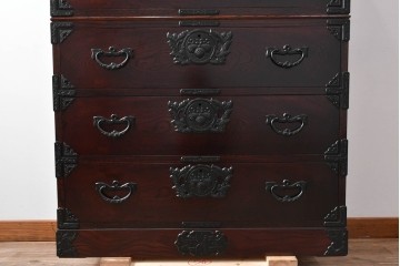 中古　美品　岩谷堂箪笥　希少サイズ　重厚感のある金具が魅力的な重ね箪笥　(R-060137)