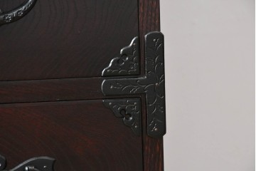 中古　美品　岩谷堂箪笥　希少サイズ　重厚感のある金具が魅力的な重ね箪笥　(R-060137)