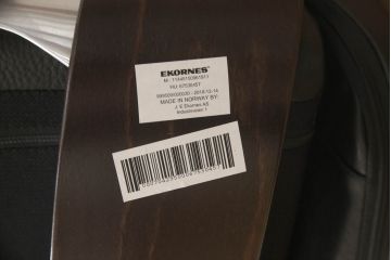 中古　美品　EKORNES(エコーネス)　Stressless Magic(ストレスレス マジック)　シグニチャー　Mサイズ　本革　オットマン付きストレスレスチェア(レザー、リクライニングチェア、一人掛けソファ、1P、アームチェア)(定価約66万円)(R-060138)