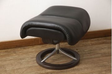 中古　美品　EKORNES(エコーネス)　Stressless Magic(ストレスレス マジック)　シグニチャー　Mサイズ　本革　オットマン付きストレスレスチェア(レザー、リクライニングチェア、一人掛けソファ、1P、アームチェア)(定価約66万円)(R-060138)