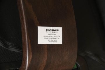 中古　美品　EKORNES(エコーネス)　Stressless Magic(ストレスレス マジック)　シグニチャー　Mサイズ　本革　オットマン付きストレスレスチェア(レザー、リクライニングチェア、一人掛けソファ、1P、アームチェア)(定価約66万円)(R-060138)