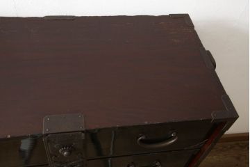 和製アンティーク　中桐材　艶やかな黒漆塗りが美しい庄内箪笥(時代箪笥、和タンス、桐たんす、桐箪笥、引き出し)(R-060140)