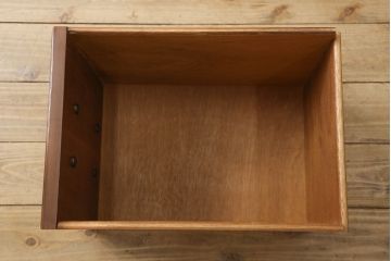 中古　美品　イギリスブランド家具　ロスジョン(ROSJOHN)　脚部まで凝ったデザインが高級感を醸し出すデスク(在宅用、ワークデスク、在宅ワーク用、両袖机、オフィスデスク)(定価約90万円)(R-060146)