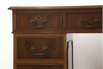 中古　美品　イギリスブランド家具　ロスジョン(ROSJOHN)　脚部まで凝ったデザインが高級感を醸し出すデスク(在宅用、ワークデスク、在宅ワーク用、両袖机、オフィスデスク)(定価約90万円)(R-060146)