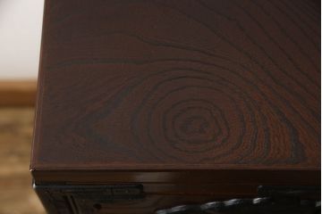 中古　美品　龍の金具が目を引く、威風堂々とした佇まいが魅力の南部箪笥(車箪笥、引き出し、収納箪笥、サイドチェスト)(定価約58万円)(R-060147)