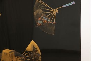 中古　美品　輪島塗り　美しい扇の蒔絵が印象的な衝立て(仕切り、パーテーション、つい立て)(定価約200万円)(R-060150)