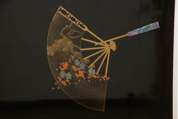 中古　美品　輪島塗り　美しい扇の蒔絵が印象的な衝立て(仕切り、パーテーション、つい立て)(定価約200万円)(R-060150)