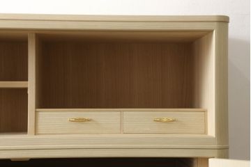 中古　美品　国産　職人手造り　上品な佇まいが魅力的な紀州総桐箪笥(胴丸、総桐たんす、引き出し、着物箪笥、衣装タンス)(定価推定約150万円)(R-060153)