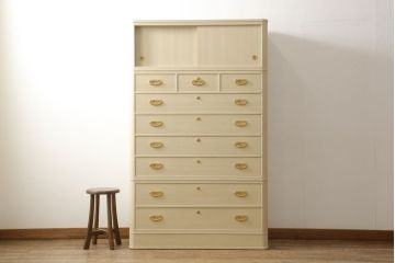 中古　美品　国産　職人手造り　上品な佇まいが魅力的な紀州総桐箪笥(胴丸、総桐たんす、引き出し、着物箪笥、衣装タンス)(定価推定約120万円)(R-060154)