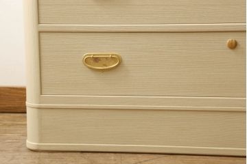中古　美品　国産　職人手造り　上品な佇まいが魅力的な紀州総桐箪笥(胴丸、総桐たんす、引き出し、着物箪笥、衣装タンス)(定価推定約120万円)(R-060154)