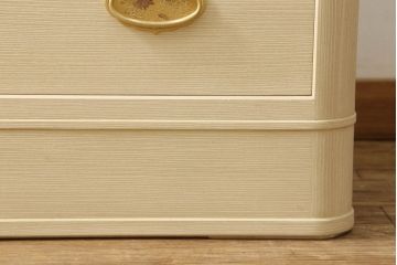 中古　美品　国産　職人手造り　上品な佇まいが魅力的な紀州総桐箪笥(胴丸、総桐たんす、引き出し、着物箪笥、衣装タンス)(定価推定約120万円)(R-060154)