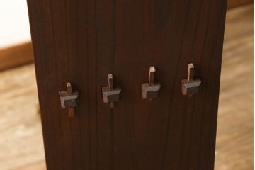 和製アンティーク　どんなお部屋にも取り入れやすい総欅(ケヤキ)材製のシンプルな本棚(オープンラック、ブックシェルフ、飾り棚、陳列棚、書棚)(R-060156)