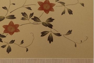 中古　国産　職人手造り　可憐な花の絵柄が美しい蒔絵入り総桐箪笥(並厚、桐たんす、衣装箪笥、収納箪笥、着物箪笥、和タンス、引き出し)(R-060180)