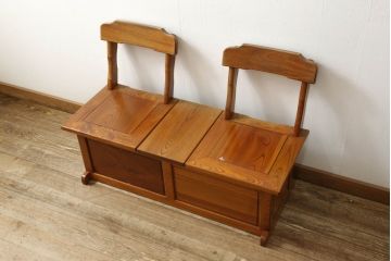 中古　民芸家具　欅(ケヤキ)　収納付きで便利な囲炉裏ベンチ(椅子、ダイニングチェア、板座チェア)(R-060185)