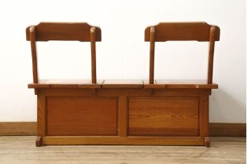 中古　民芸家具　欅(ケヤキ)　収納付きで便利な囲炉裏ベンチ(椅子、ダイニングチェア、板座チェア)(R-060186)