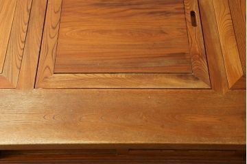 中古 民芸家具　欅(ケヤキ)の杢目が美しい囲炉裏テーブル(木製火鉢、長火鉢、ダイニングテーブル、4人掛け、6人掛け)(R-060187)