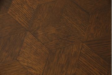 フランスアンティーク　オーク材　パーケット天板と上品で凝ったデザインが魅力的なダイニングテーブル(2人掛け、4人掛けテーブル)(R-060194)