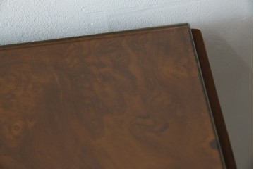 中古　超美品　イタリア最高級!!　IDC大塚家具取り扱い　ジエンメ(Giemme)　すっきりとした上品なデザインが高級な雰囲気を醸し出すサイドボード　定価約120万円相当　(R-060196)